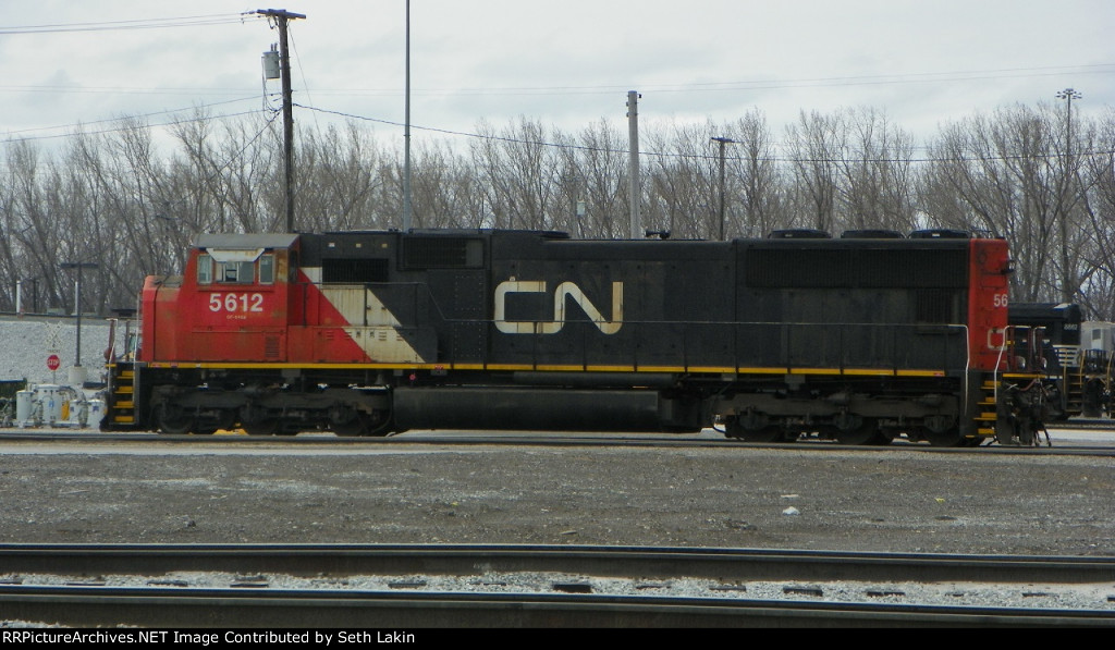 CN 5612